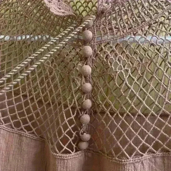 Free People On the Island Top in Spice Crochet Neck Button Details Size S NEW - Picture 9 of 11